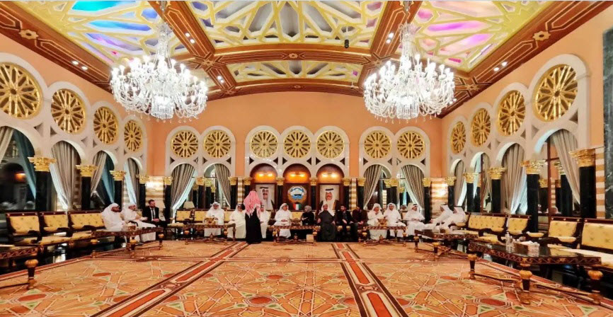 الديوانيات.. تراث اجتماعي يزدهر في رمضان